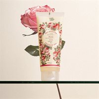 Essentials Dusjgele Rose 200ml